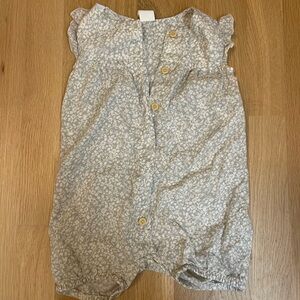 H&M bubble. Sage and tan.